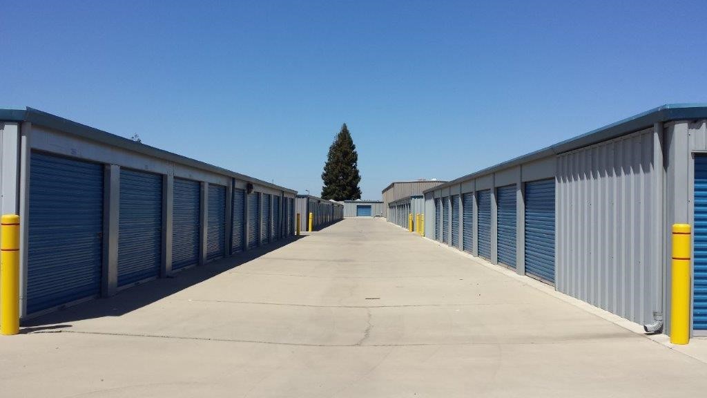 Livingston Self Storage 2370 Walnut Ave, Livingston CA 95334 Self